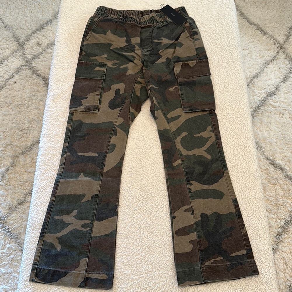 Black Icon Camo Cargo By Limusa Team  2020-2021